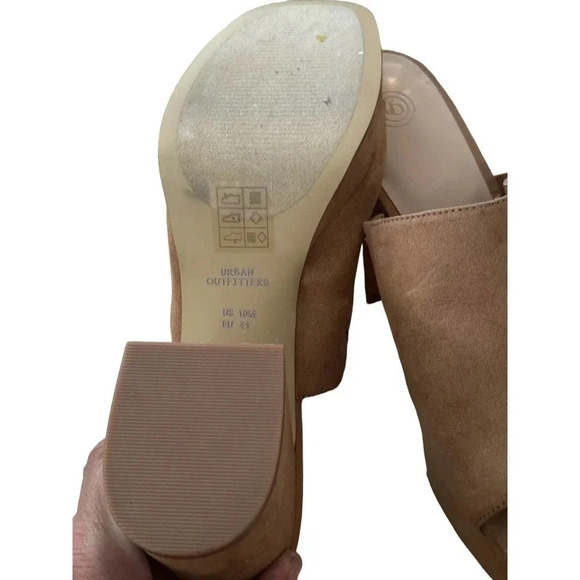 Urban Outfitters Taupe Faux Suede Platform Block‎ Heel Slip On Mule Sandals 10M - Picture 3 of 8